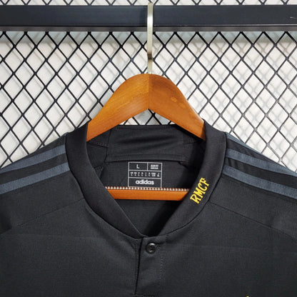 II 23/24 Away Fan Shirt
