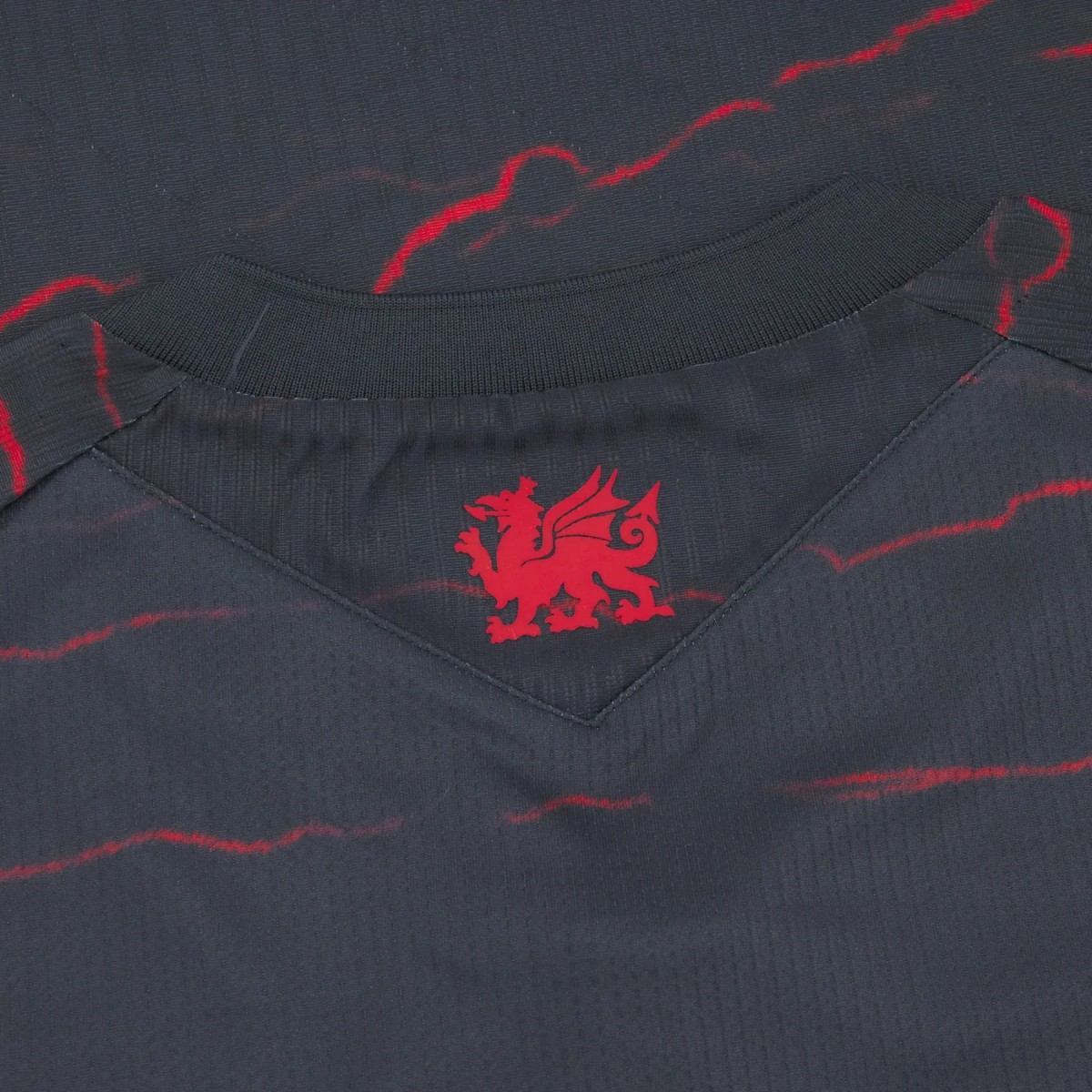 Wrexham Macron 2026/27 Away fan Shirt