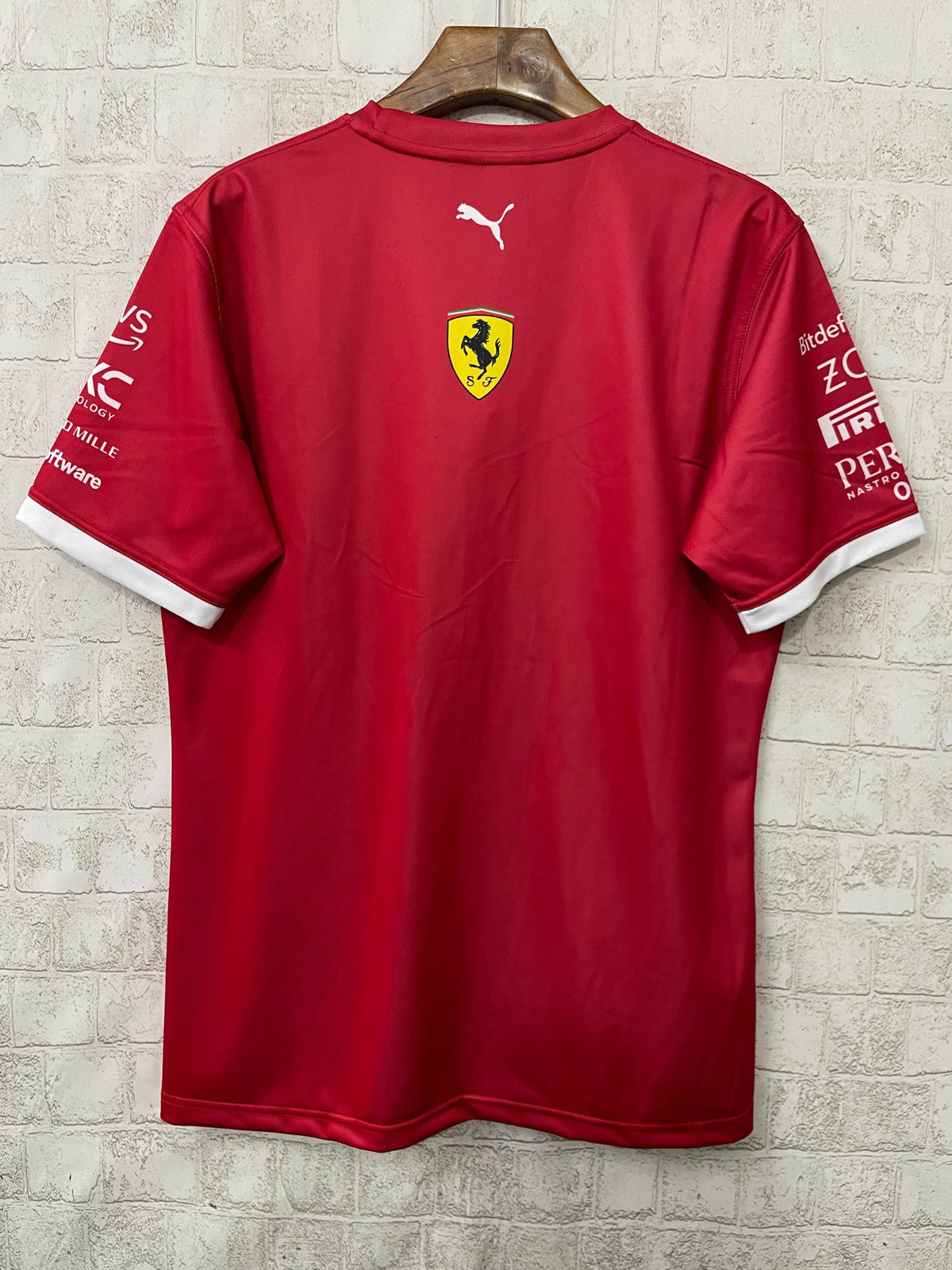 Red Shirt I 2025 004-F1