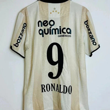 Retro 2010 Fan Shirt