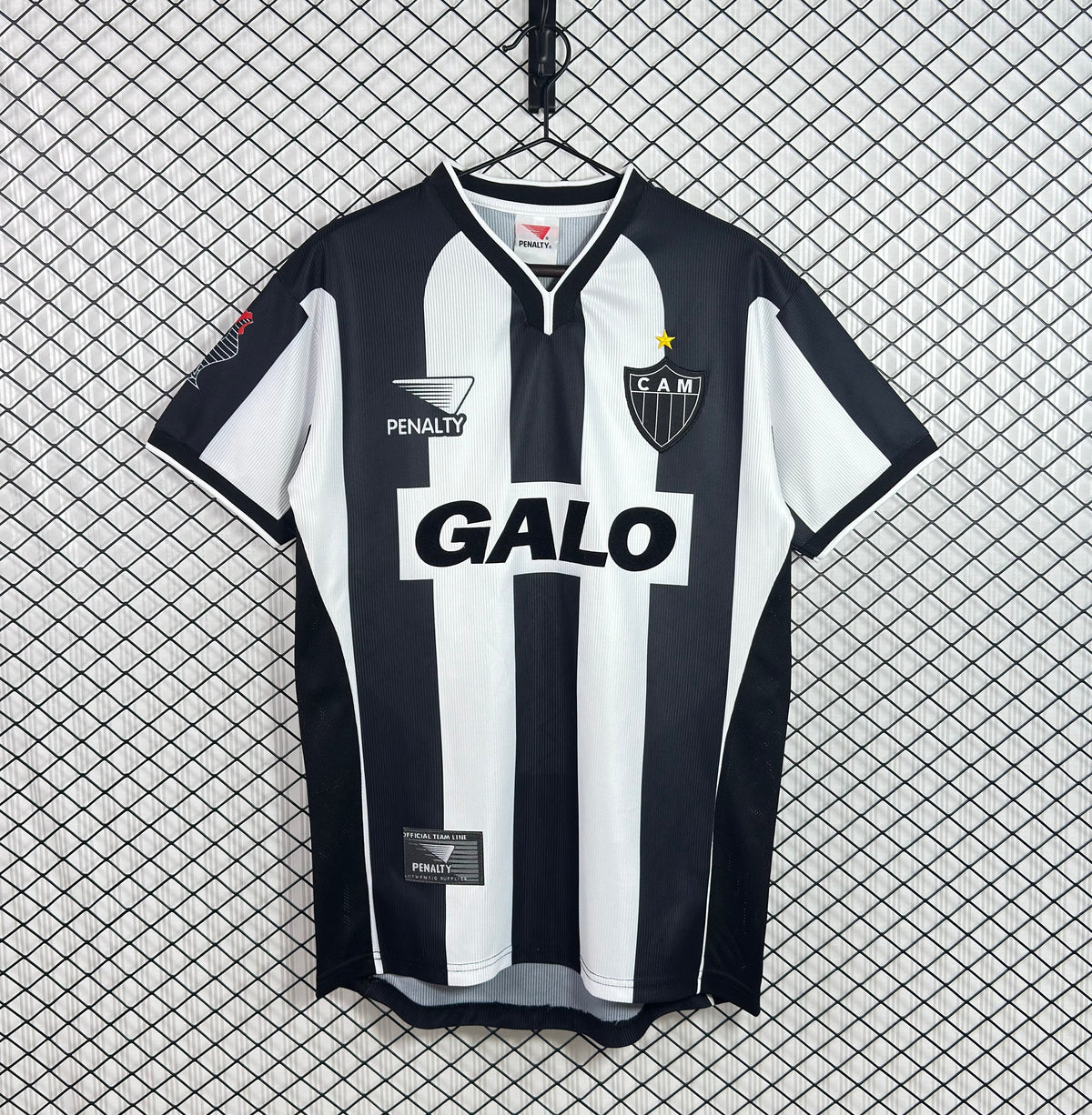 Retro 2000 Fan Shirt